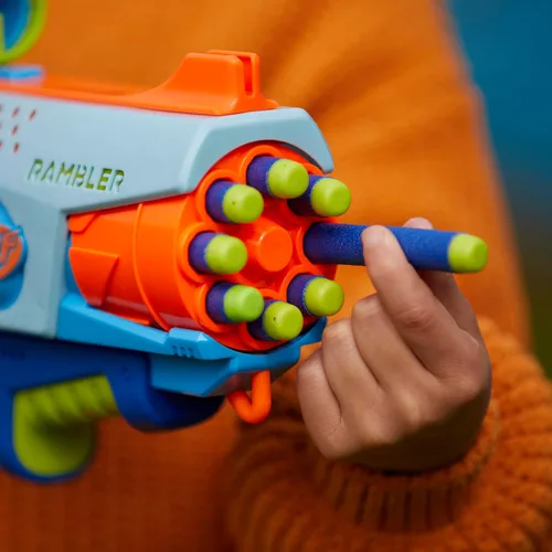 Miniatura 6 de Elite Junior Rookie Pack, lanzador de espuma de juguete fácil de jugar, 32 dardos Nerf Elite, 4 objetivos, Nerf Blasters para juegos al aire libre