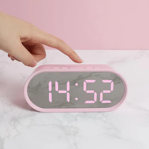 Miniatura 4 de mooas Reloj despertador digital Pop Mirror, reloj de escritorio LED rosa con luz nocturna, repetición, temperatura, funciona