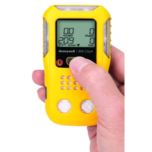 Miniatura 2 de BW Technologies BWC4-Y-N Clip4, 4-gas (Combustible, O2, LEL, H2S, CO) - Detector de 2 años, mezcla de Lexan, TPE y plástico, amarillo, 4.7" X 2.7" X