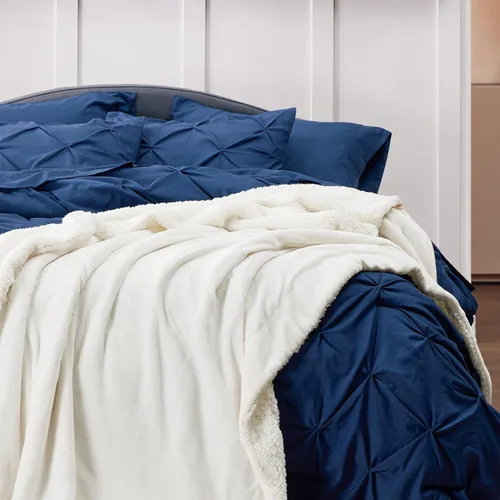 Miniatura 4 de Bedsure Manta de tamaño King de vellón sherpa para la cama, gruesa y cálida para el invierno, suave y mullida, grande, color crema, 108 x 90