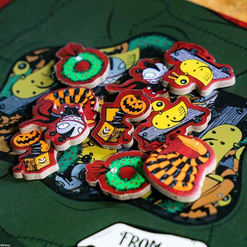 Miniatura 6 de Disney Tim Burton's The Nightmare Before Christmas Merry Madness Juego de Dados Familiar de Tirada Rápida Excelente Juego de Mesa para Niños
