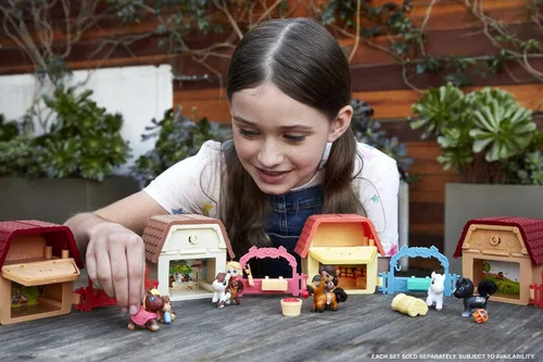 Miniatura 2 de Mattel Spirit Untamed - Mini juego con figura de personaje pequeño, caballo y 3 accesorios, tema de festival con desembalaje sorpresa