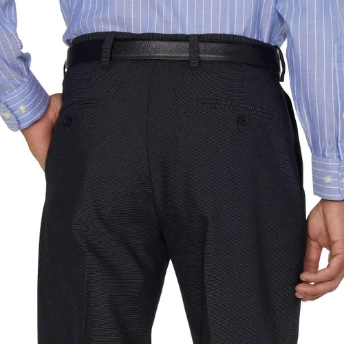 Miniatura 4 de Kirkland Signature Pantalón cómodo para hombre sin planchado