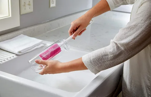 Miniatura 7 de Scotch-Brite Limpiador de botellas de agua, seguro en vidrio, plástico y acero inoxidable (paquete de 2)