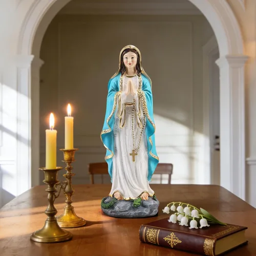Miniatura 5 de Estatua de la Virgen María rezando con rosario – Estatua católica de resina de Nuestra Señora de Lourdes, figura de la Virgen María para sala
