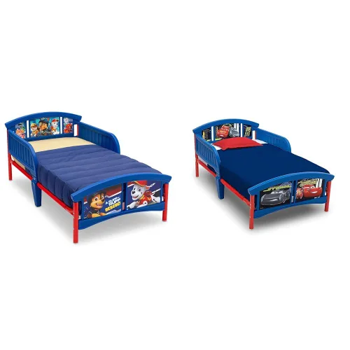 Delta Children Cama para niños pequeños de plástico, Nick Jr. PAW Patrol y Cama para niños pequeños de plástico, Disney/Pixar Cars