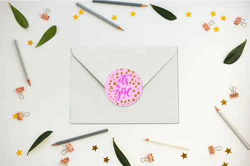 Miniatura 3 de 40 calcomanías rosadas con texto en inglés "Oh Baby It's a Girl", etiquetas redondas brillantes de 2 pulgadas, para baby shower, ideales