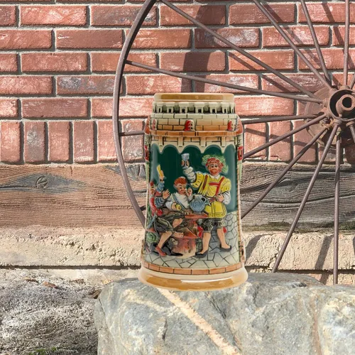 Miniatura 5 de Essence of Europe Gifts 0.6 litros OktoberfestHaus Beer Stein German Saying Das Leben Ist Ein Wurfelspiel Wir Wurfeln All Tage