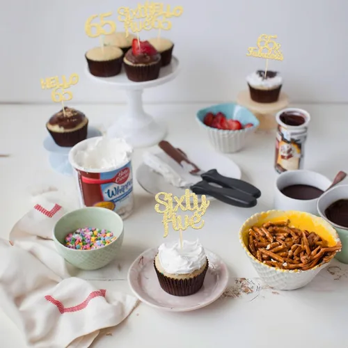 Miniatura 9 de Gyufise 24 adornos dorados para cupcakes de cumpleaños 65 Hello 65 Sixty Five Cake Toppers 65 y fabulosas selecciones para cupcakes para cumpleaños