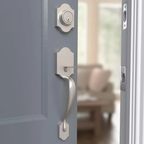 Miniatura 8 de Amazon Basics Juego de cerradura de puerta delantera, manijas con palanca Shelby, manija de puerta de nivel, exterior, paquetes de cilindro único