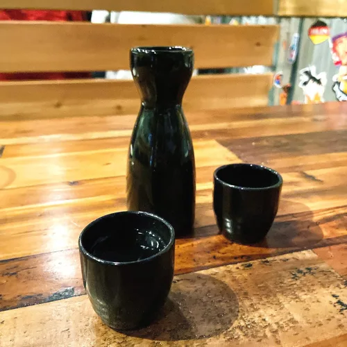 Miniatura 2 de Juego de 4 tazas de sake de porcelana de estilo japonés, juego de tazas pequeñas de cerámica para sake caliente o frío, tazas de sake tradicionales