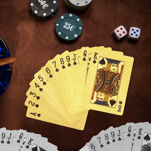 Miniatura 7 de INTEGEAR 2 barajas de cartas de juego, tarjetas de póquer con estampado 3D dorado en relieve de plástico PET impermeable cartas de juego de trucos