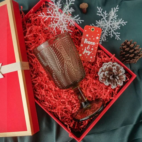 Miniatura 4 de TCAIRG - Relleno de papel triturado de corte arrugado (1/2 libra) para envolver regalos y relleno de cestas, papel triturado rojo para caja