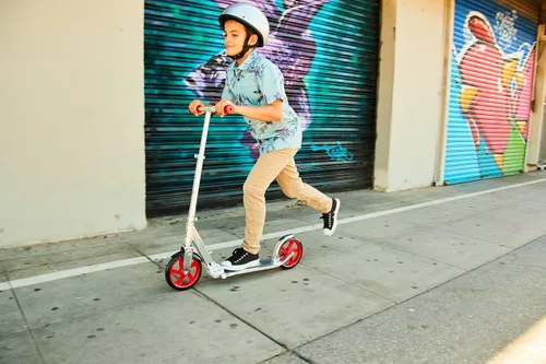 Miniatura 5 de Razor Patinete A5 Lux Kick para niños de 8 años en adelante, ruedas de uretano de 8 pulgadas, acabado anodizado con colores y gráficos llamativos