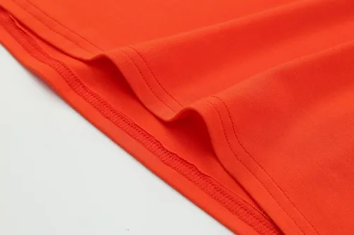Miniatura 7 de OThread & Co. Camiseta corta de manga larga con cuello cuadrado para mujer