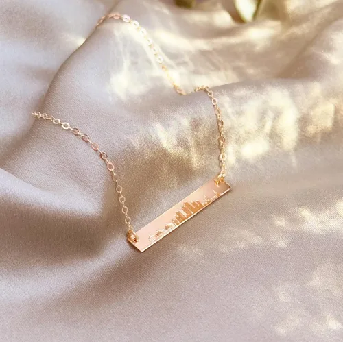 Miniatura 3 de Danique - Collar de barra de perfil personalizado con diseño de ciudad natal, plata de ley u oro de 14 quilates, NYC, Boston, Chicago, San