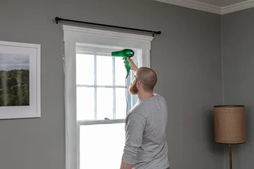 Miniatura 7 de Duck Kit de aislamiento de ventanas de marca – Kit de sellado de invierno para hasta 10 ventanas – Película retráctil enrollada se corta a medida