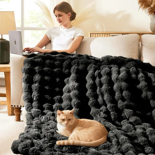 Miniatura 22 de L'AGRATY - Manta de piel sintética de 50" x 60" de lujo, suave y esponjosa, de pelo de conejo, para cama, sofá o diván - Manta mullida y decorativa
