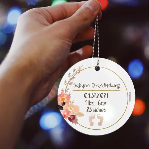 Miniatura 2 de Baby's First Christmas 2025 - Impresión de cristal colgante – Personalizar con año y foto – Diseño minimalista – Impresiones Starfire de 3.5