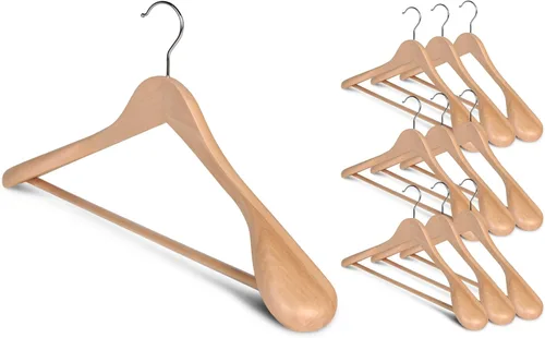 StorageWorks - Paquete de 10 perchas de madera, perchas de hombro extra anchas para abrigos, camisas, chaquetas, pantalones, trajes, color madera