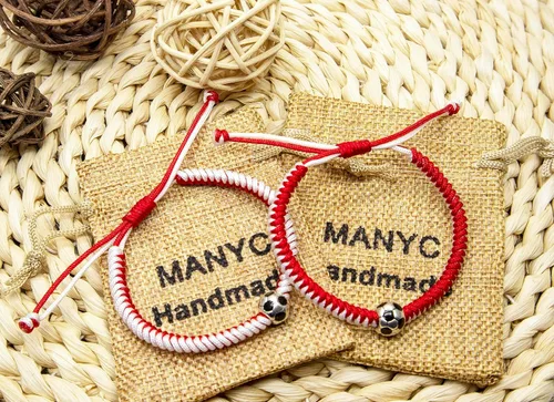 Miniatura 13 de MANYC - Pulseras de fútbol para hombres, mujeres y niños, accesorios elegantes para fanáticos del fútbol, regalos de espíritu de equipo para niños