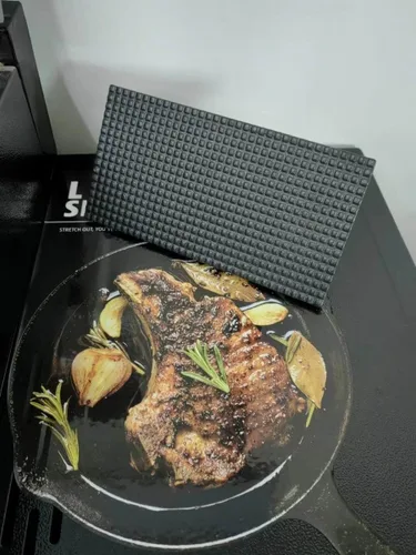 Miniatura 4 de Firsgrill Prensa para parrilla de hierro fundido resistente de 8.3"×4.3" y peso para bistec con mango de madera de agarre cómodo que no se calienta