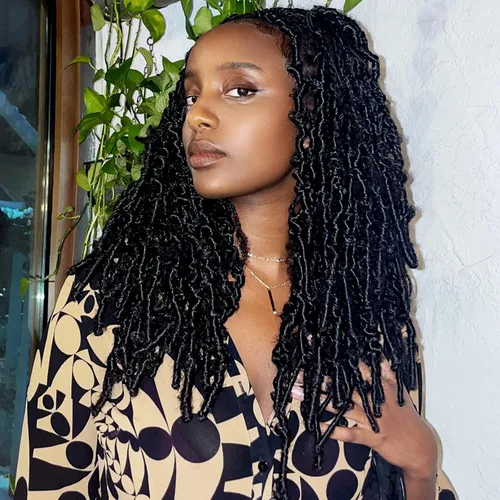 Miniatura 14 de Toyotress Butterfly Locs - Cabello de ganchillo de 8 pulgadas, 7 piezas de trenzas de ganchillo desgastadas pretrenzadas, color negro natural