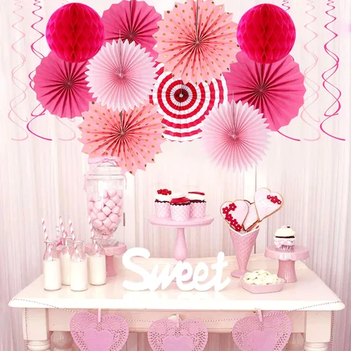 Miniatura 4 de Conjunto de decoraciones rosa intenso y rojo para fiestas - 33 piezas: Bandera, serpentinas, guirnalda con borlas, pompones de papel, panales