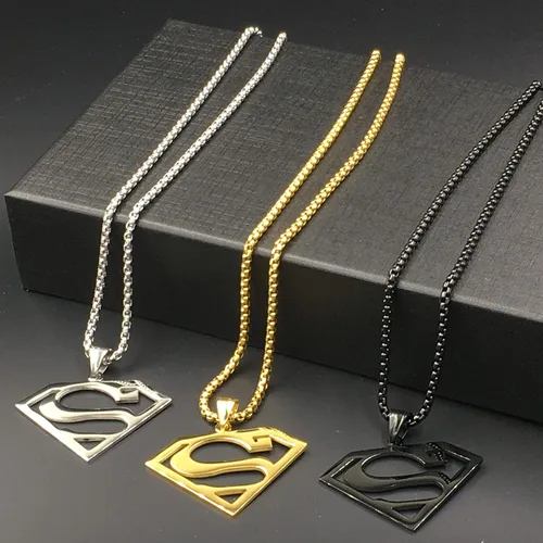 Miniatura 4 de Tapp Collections Collar con colgante de superhéroe de acero inoxidable