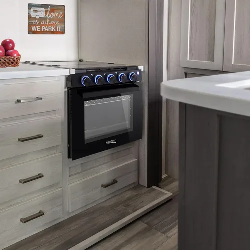 Miniatura 2 de Estufa RecPro RV de acabado negro Estufa de gas de 21" de altura Tres quemadores de 6500 y 8000 BTU Horno de 7100 BTU con capacidad de 1.8