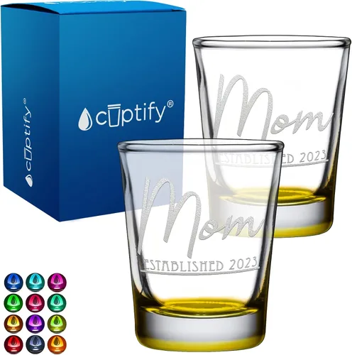 Miniatura 44 de Cuptify Regalos para baby shower, para la nueva mamá, EST 2023, 2 onzas, con fondo negro, juego de 2 vasos grabados para fiesta, regalo