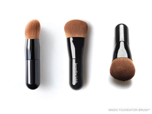 Miniatura 8 de Mágica brocha Jacqueline Kalab para aplicar base, el cepillo para maquillaje más adictivo, más útil, más asombroso, más indispensable del mercado