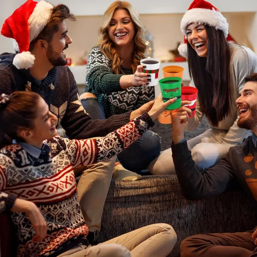 Miniatura 6 de Kochorie 60 vasos de plástico de Navidad para fiestas, vasos de plástico de 16 onzas, vasos desechables para estadio, cinturón de Papá Noel, vasos
