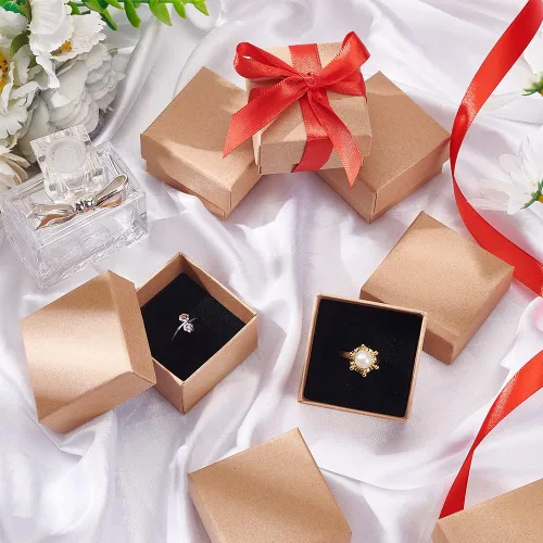 Miniatura 5 de BENECREAT Paquete de 24 cajas pequeñas de cartón para pendientes de 1.88 x 1.8 x 1.33 pulgadas, cajas de regalo cuadradas de cartón para Navidad