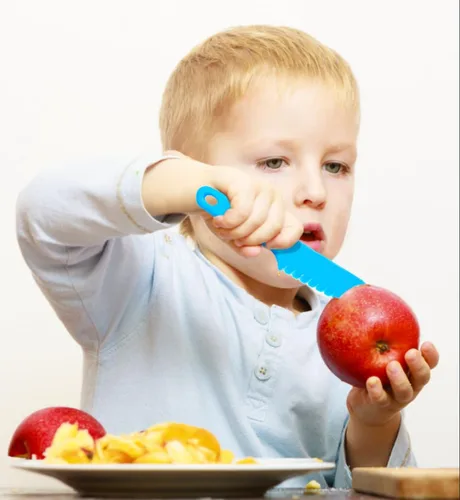 Miniatura 4 de Jawbush Juego de 12 cubiertos para niños, utensilios de plástico para niños pequeños, tenedores y cucharas con cuchillos de nailon dentado