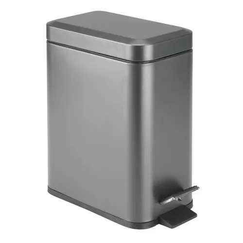 mDesign Pequeño y moderno cubo de basura rectangular de metal con tapa y pedal de 1.3 galones, compacto, con cubo interior extraíble con asa, para