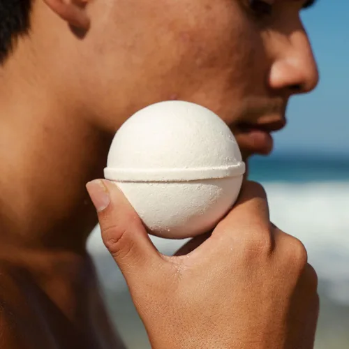 Miniatura 6 de LA SALT CO Joy Bomba de baño, 8 onzas, grande, hecha a mano con ingredientes naturales, sal del Himalaya rica en minerales, libre de crueldad, hecha