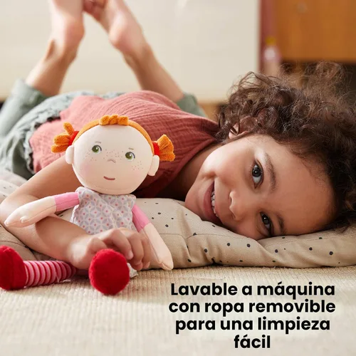 Miniatura 5 de HABA Snug-up Roya - Muñeca suave con pelo rojo y cara bordada, muñeca lavable