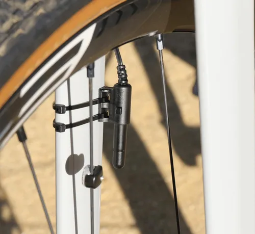 Miniatura 14 de CATEYE Computadora de bicicleta con cable - Velocímetro y odómetro de nivel básico, perfecto para ciclistas principiantes, arranque y parada