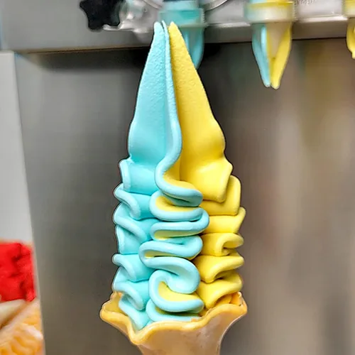 Miniatura 4 de Kolice ETL Commercial 3 sabores, máquina de helado suave de yogurt de gelato-2+1 sabores mixtos, tanques superiores refrigerados, encimera, conteo