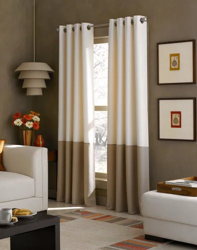 Curtainworks Kendall Panel de cortina con ojales, bloques de color, 63 Pulgadas, Chocolate