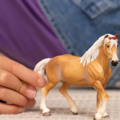 Miniatura 2 de Schleich Figura de juguete Haflinger de caballos de yegua Haflinger para niñas y niños, para edades de 5 años en adelante