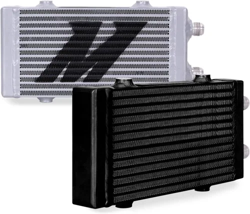 Miniatura 6 de Mishimoto Intercambiador de calor universal de doble paso, barra y placa de aceite, pequeño, negro