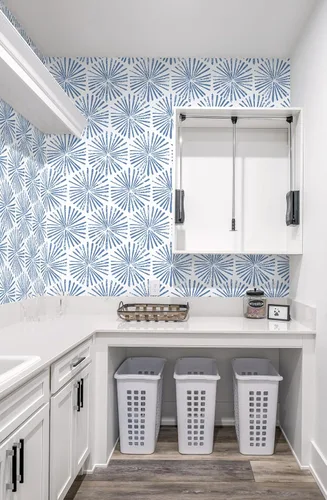 Miniatura 7 de Guvana Papel Tapiz Despegar y Pegar de 17.3''×118'' Papel Tapiz Azul y Blanco Geométrico Moderno Papel de Contacto para Baño Dormitorio Rayado Papel