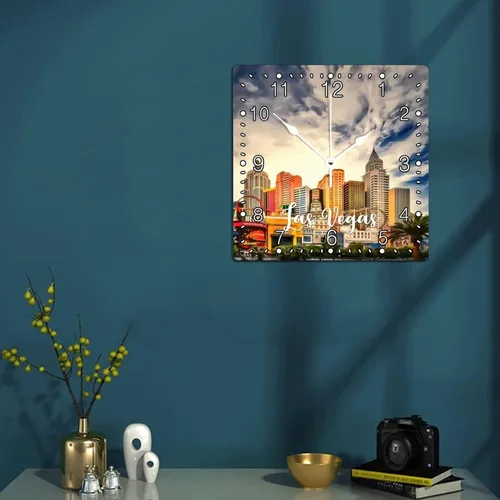 Miniatura 4 de Reloj cuadrado de madera de 15 x 15 pulgadas, diseño de paisaje urbano de Las Vegas, números arábigos, moderno, silencioso, sin tictac, funciona