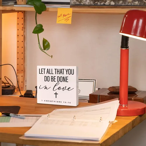 Miniatura 4 de Letrero de madera para escritorio cristiano, decoración de escritorio con texto en inglés "You Do Be Done in Love", decoración motivacional