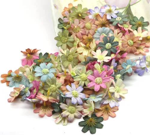 Cabezas de flores falsas, 100 piezas de cabeza de flor artificial, margaritas artificiales, girasoles falsos, pétalos a granel, flores falsas para