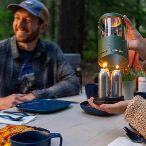 Miniatura 9 de UCO Candlelier Farol de Velas, Faroles de Velas para Velas Reales, Equipo Perfecto para Exteriores para Acampar o para Cortes de Energía, Incluye 3
