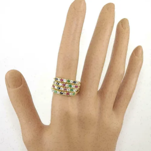 Miniatura 3 de Anillo de compromiso con acabado de oro amarillo de 14 quilates con diamantes de esmeralda, zafiro y rubí de 3.00