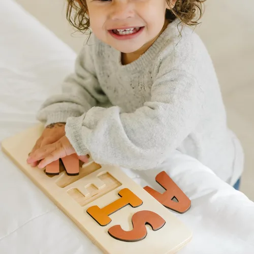 Miniatura 7 de Rompecabezas de madera personalizado con nombre para niños, hecho a mano en EE. UU. por Bloom Owl, regalos personalizados para bebés niños y niñas